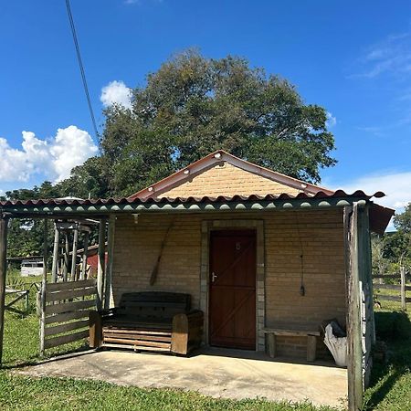 Chalés e Camping Taquaral São Tomé das Letras Esterno foto